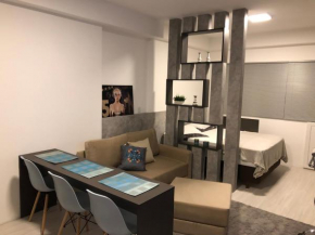 313- Studio em frente ao shopping Curitiba, Batel